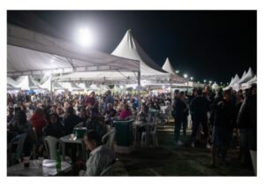 Leia mais sobre o artigo Festival do Camarão volta a movimentar a orla da Praia do Siqueira, em Cabo Frio, neste fim de semana