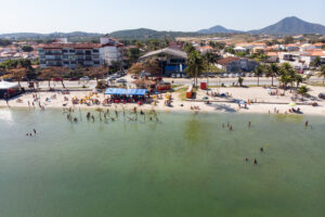 Leia mais sobre o artigo Praias da Lagoa de Araruama conquistam selo internacional ‘Bandeira Azul’