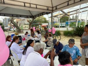Leia mais sobre o artigo Secretaria de Saúde de Arraial do Cabo promove ações para reforçar a importância da prevenção do câncer de mama