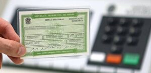 Leia mais sobre o artigo Eleitor tem até 8 de maio para regularizar ou mudar o título de eleitor