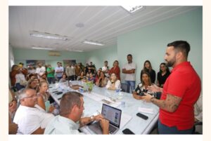 Leia mais sobre o artigo Prefeito interino de Búzios se reúne com setor de casamentos e ouve propostas