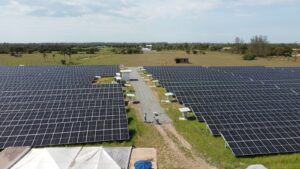 Leia mais sobre o artigo Prolagos inaugura usina solar no Norte Fluminense