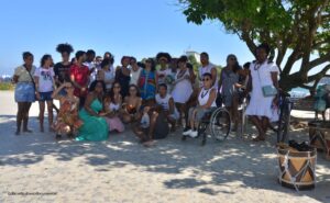 Leia mais sobre o artigo Coletivo GRIOT, de Cabo Frio, promove cortejo de bloco afro no Canto do Forte em Cabo Frio