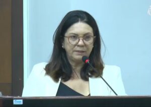 Leia mais sobre o artigo Salário dos contratados de Cabo Frio atrasa e gera insatisfação e desânimo em Candidatos a Vereador