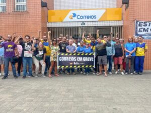 Leia mais sobre o artigo SINTECT-RJ mantêm greve forte e realiza ato em Cabo Frio