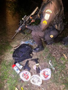 Leia mais sobre o artigo Jovem é preso com arma e drogas em Maria Joaquina