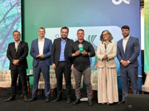 Leia mais sobre o artigo Arraial do Cabo é premiada no G20 Social pelo Projeto Mares Limpos