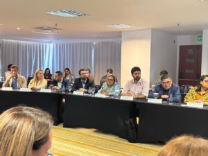 Leia mais sobre o artigo Secretário de Saúde de Búzios participa de reunião do CONARES em Brasília