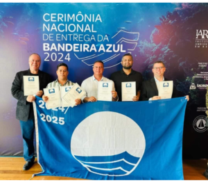 Leia mais sobre o artigo Arraial do Cabo recebe Bandeira Azul em Salvador