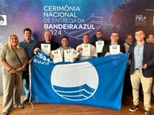 Leia mais sobre o artigo São Pedro da Aldeia recebe Bandeira Azul para a temporada 2024/2025