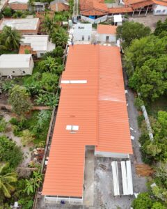 Leia mais sobre o artigo Obra na E.M. Sotero Teixeira segue avançando em Arraial do Cabo