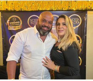 Leia mais sobre o artigo Empresário Jeffinho do Gás vence três categorias no Prêmio Nossa Rádio Destaques 2024
