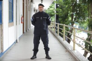 Leia mais sobre o artigo NOVA FARDA DA POLÍCIA MILITAR DO RIO DE JANEIRO COMEÇA A SER UTILIZADA GRADUALMENTE