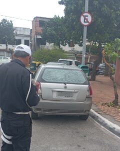 Leia mais sobre o artigo Prefeitura de Arraial do Cabo intensifica fiscalização no trânsito durante ‘Operação Verão’