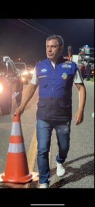 Leia mais sobre o artigo Parceria entre prefeitura, DER e Governo do Estado traz iluminação para a estrada do Guriri em Cabo Frio