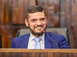 Leia mais sobre o artigo PSD de Paes libera voto em Rodrigo Bacellar