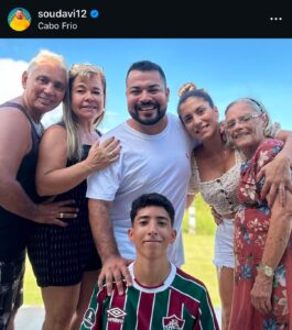 Leia mais sobre o artigo Saiu mamãe, entrou papai. Ex-Vereador Davi Souza conseguiu nomear o padrasto na Prefeitura de Cabo Frio
