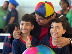 Leia mais sobre o artigo Ano Letivo de 2025 começa com novidades e investimentos na educação em Arraial do Cabo