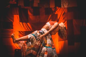 Leia mais sobre o artigo Bailarina de Arraial do Cabo é aprovada para o Balé Folclórico da Bahia