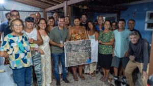 Leia mais sobre o artigo Moradores da Ferradurinha serão beneficiados com o processo de regularização Fundiária Urbana do município