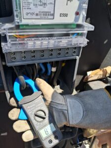 Leia mais sobre o artigo ENERGIA LEGAL DA ENEL IDENTIFICOU 369 FURTOS E FRAUDES EM CABO FRIO