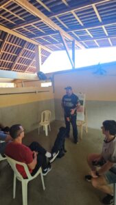 Leia mais sobre o artigo Agentes de Arraial do Cabo iniciam curso da UERJ voltado à atuação em Serviços Assistidos com Cães.