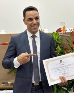 Leia mais sobre o artigo Vereador de oposição em Búzios Felipe Lopes não consegue Secretaria e boicota o Prefeito