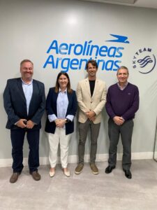 Leia mais sobre o artigo Búzios fortalece presença na Argentina para impulsionar o turismo e ampliar a conectividade aérea