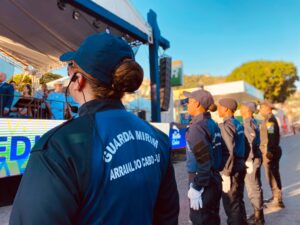 Leia mais sobre o artigo Desfile Cívico Celebra os 40 Anos de Emancipação, 522 Anos de História e 100 Anos da Educação de Arraial do Cabo