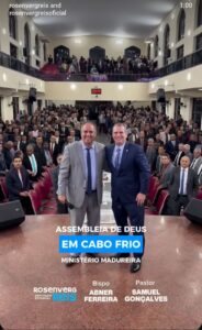 Leia mais sobre o artigo Igreja palanque eleitoral de Serginho recebe o Deputado Estadual Rosenverg Reis e demonstra apoio para 2026