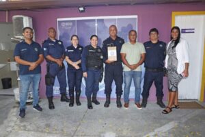 Leia mais sobre o artigo Secretário de Segurança Glaucio Moreira conhece atuação da Patrulha Maria da Penha em Armação dos Búzios e anuncia projeto “Anjos de Maria”