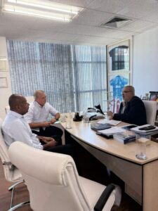 Leia mais sobre o artigo Prefeito de Búzios se reúne com secretário de Obras do Estado em busca da liberação de R$ 8 milhões para obras licitadas no bairro Boa Vista