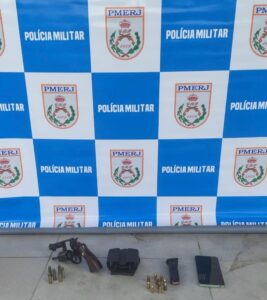 Leia mais sobre o artigo Polícia Militar apreende revólver em Saquarema