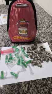 Leia mais sobre o artigo Operação do PROEIS apreende drogas em Arraial do Cabo