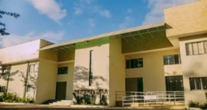 Leia mais sobre o artigo Em Cabo Frio, servidores da Educação denunciam que estão recebendo menos do que o salário mínimo