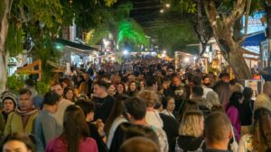 Leia mais sobre o artigo Degusta Búzios 2025 encerra com mais de 60 mil pessoas e movimenta R$ 3 milhões em dois fins de semana
