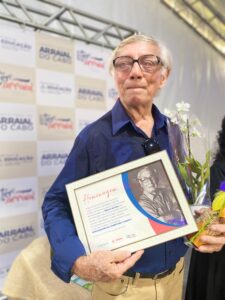 Leia mais sobre o artigo Arraial do Cabo promove Encontro Literário em homenagem a Victorino Carriço e Wilnes Martins