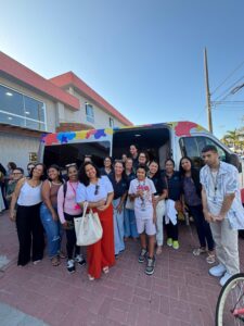 Leia mais sobre o artigo Van Educacional Inclusiva: Prefeitura disponibiliza veículo para atender os alunos acolhidos pela Casa do Autista em Arraial do Cabo