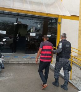 Leia mais sobre o artigo Patrulha Maria da Penha auxilia a 132ª Delegacia de Polícia em atendimento a uma ocorrência de violência doméstica no Caiçara, em Arraial do Cabo.