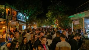 Leia mais sobre o artigo Degusta Búzios atrai milhares de visitantes e movimenta aproximadamente R$ 1,4 milhão no primeiro fim de semana