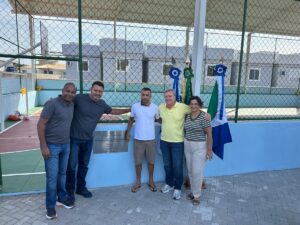 Leia mais sobre o artigo Escola Estadual Municipalizada Professora Eulina de Assis Marques recebe quadra em homenagem a funcionária Rosa Maria Quintanilha