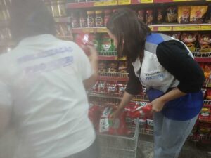 Leia mais sobre o artigo Procon de São Pedro da Aldeia apreende mais de 65kg de café adulterado em operação conjunta
