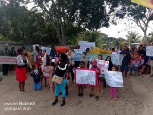 Leia mais sobre o artigo Após politicagem e surgimento de falsos ‘ salvadores da pátria’, Justiça traz alívio aos moradores do Sabiá em Arraial do Cabo