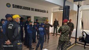 Leia mais sobre o artigo Salto de Inspiração: Guarda Mirim de Arraial do Cabo vive experiência única com a Brigada Paraquedista