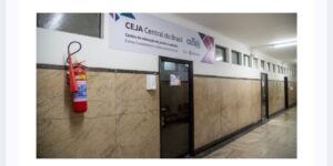 Leia mais sobre o artigo AGORA É LEI: ENSINO SEMIPRESENCIAL PODE SER OFERECIDO PARA JOVENS E ADULTOS