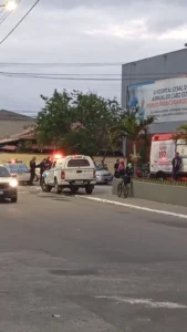 Leia mais sobre o artigo Guarda Municipal é baleado em Arraial do Cabo