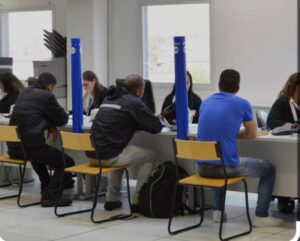 Leia mais sobre o artigo Detran RJ em Movimento chega a Araruama com vários serviços gratuitos para a população