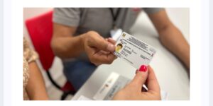 Leia mais sobre o artigo CARTEIRA DE IDENTIFICAÇÃO DA PESSOA COM AUTISMO SERÁ EXPEDIDA EM ATÉ 15 DIAS E TERÁ VALIDADE DE CINCO ANOS