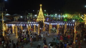 Leia mais sobre o artigo Abertura do Natal de Iguaba acontece na Praça Edyla Pinheiro