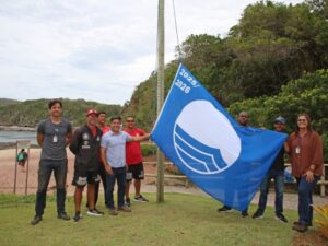 Leia mais sobre o artigo Búzios inicia temporada 2025/2026 do Bandeira Azul com quatro praias certificadas